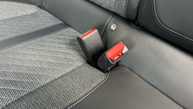 Peugeot 2008 1.2 PureTech 130 Allure 5dr Petrol Estate